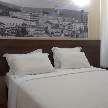 Hotel 494 Oliveira-Mg Bagian luar foto