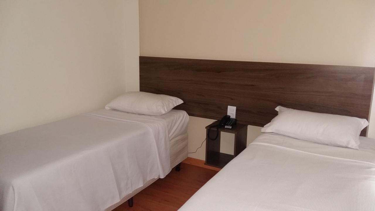 Hotel 494 Oliveira-Mg Bagian luar foto
